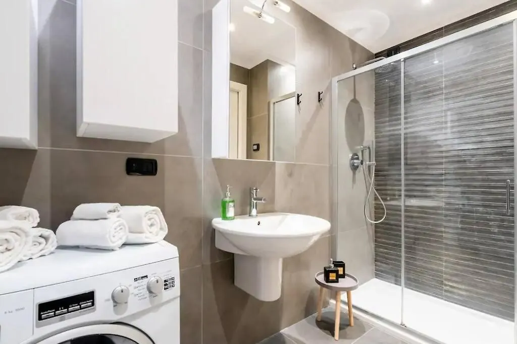 Milano Centrale - Suite Relax Con Terrazzo 0*, 밀라노 이탈리아